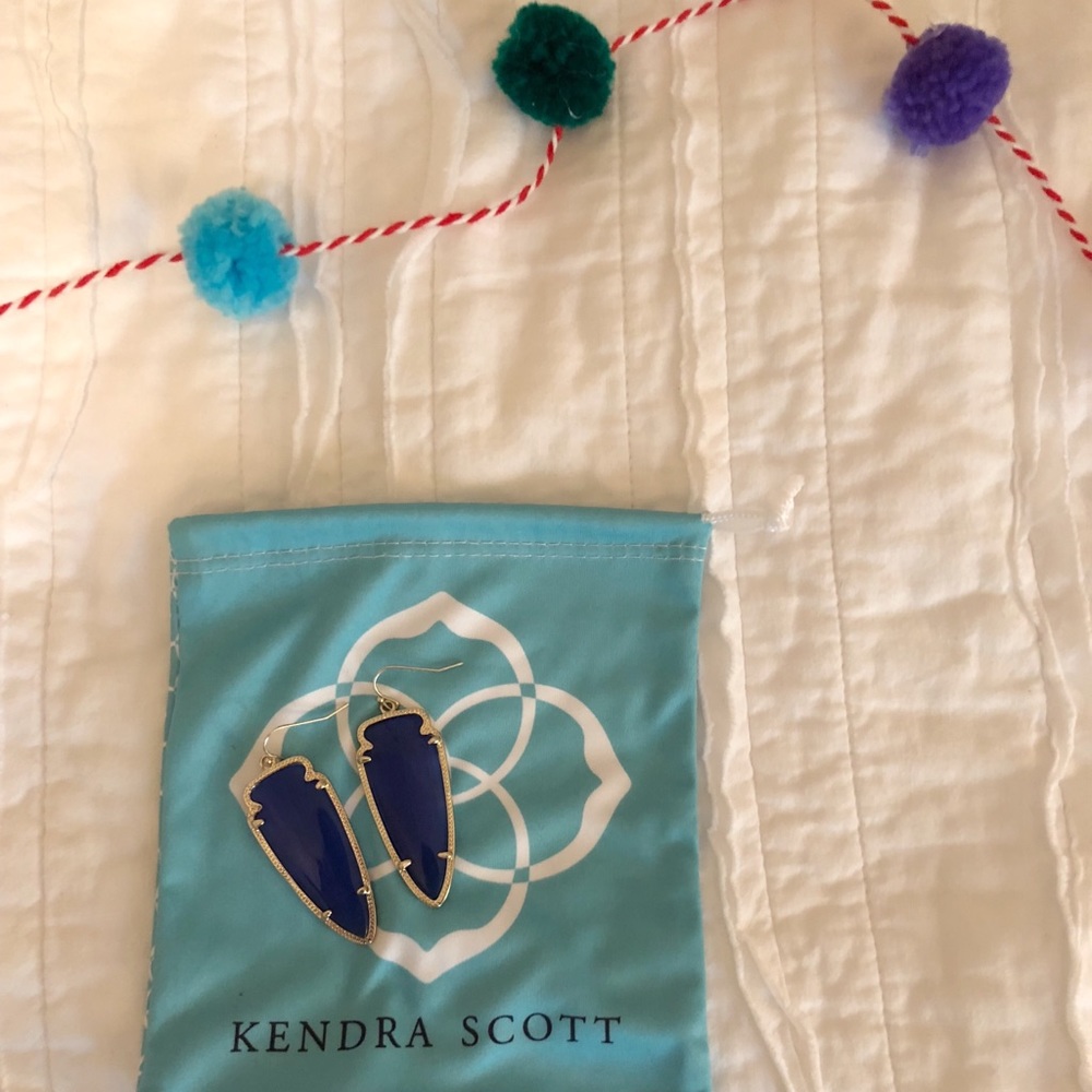 Kendra Scott Earrings!